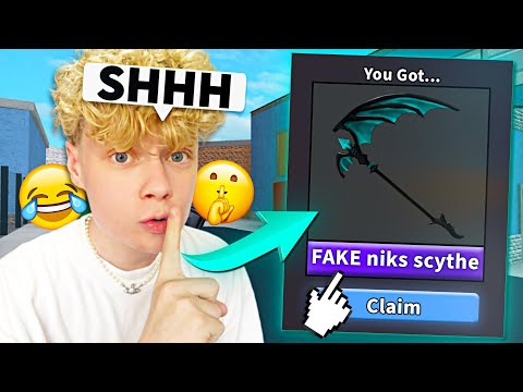 I TRICKED EVERYONE With FAKE RAREST KNIFE in MM2.. 😱 (Murder Mystery 2)