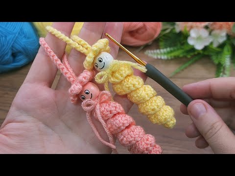 ~♡Super idea ~☆Would you like to make these cute little crocheted keychains? #crochet #knitting