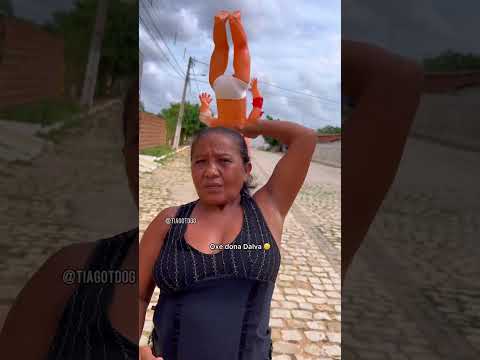 Dona Dalva o filho do prefeito é fã do Batman #donadalva #tiagotdog #humor #prefeito #risos