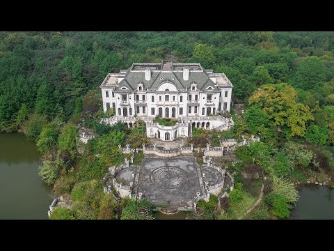 The interior of this abandoned MEGA MANSION will leave you SPEECHLESS!