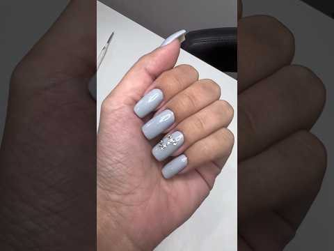 Fiz a inicial do meu namorado na minha unha…🫶🏻