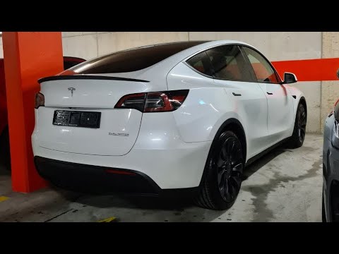 261 kW Tesla Model Y Performance nabíjanie - Tesla Supercharger V3