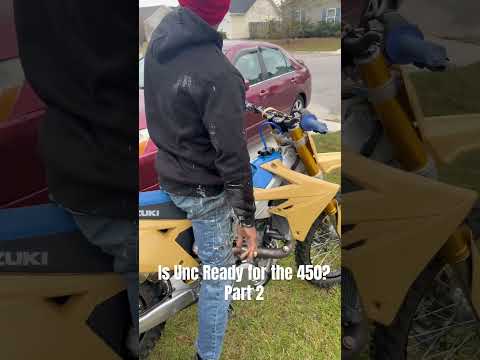 Unc is a Beast 🤣 #bikelife #450 #suzuki #dirtbike #viral #rmz450 #unc #oldschool #wheelie #fyp