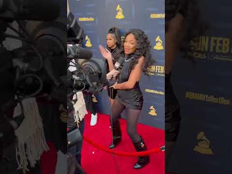 Brooklyn Queen on RED CARPET rapping LATTO 🔥