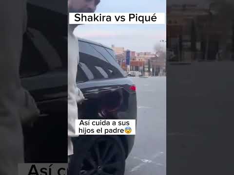 #shakiravspique #shakira #Piqué #milan #sasha #shorts #shakifans