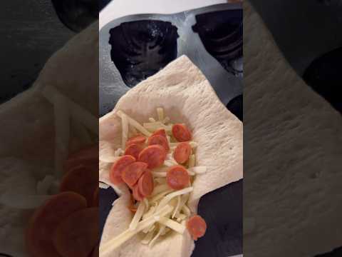 Spooky dinner idea ? #easyrecipe #dinnerideas #spooky #spookyseason #momlife
