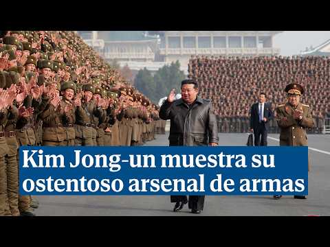 Kim Jong-un monta una ostentosa exhibición para mostrar su arsenal de armas al mundo