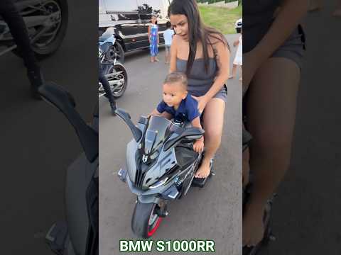 LUCCA LEVANDO SUA MÃE NA MOTO PARA DAR UMA VOLTA 🖤 #fyp #lucca #chrysdias #ninoabravanel #bmws1000rr