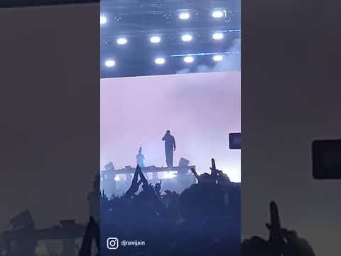 DJ Snake | Sunburn Arena ft. #djsnake Patakha Guddi |  Nooran Sisters -Guddi Riddim #martingarrix