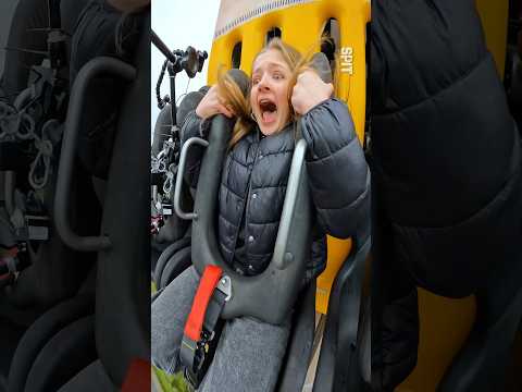 À la moindre erreur, Anaé chute de 77 mètres ! 😱🎢 #vivaforlife #shorts #vivaforlife2024 #walibi