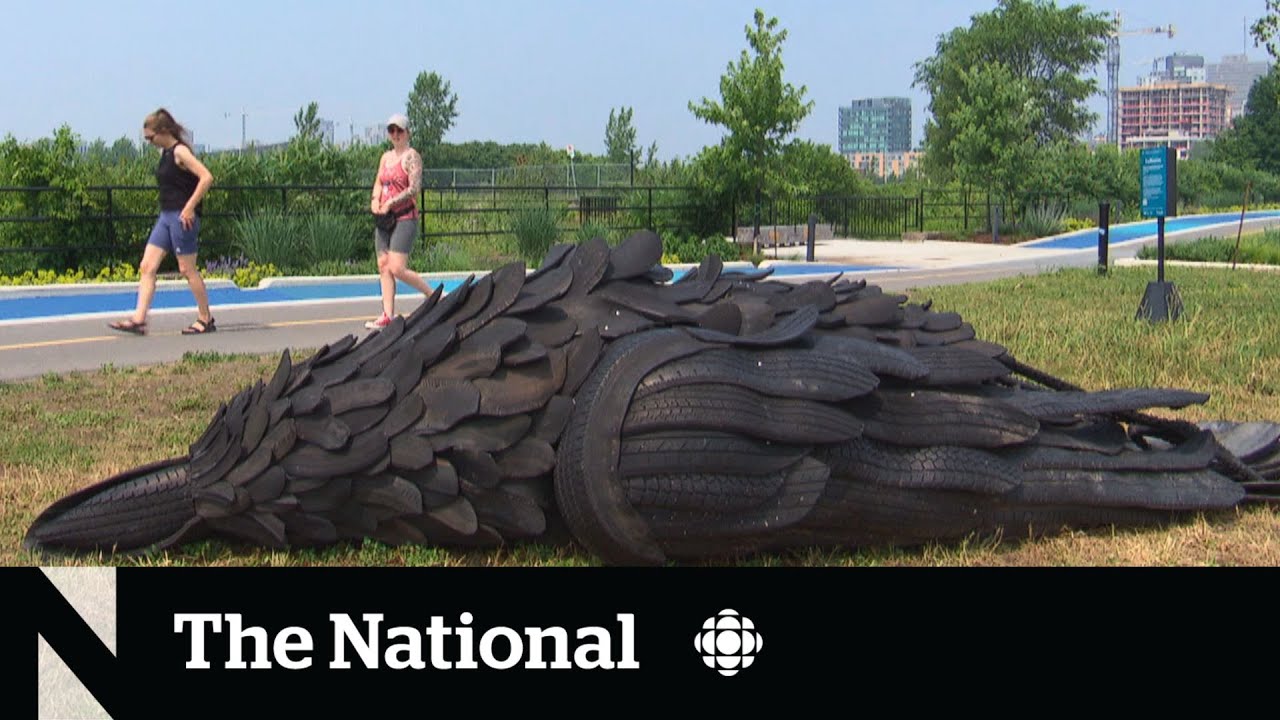 Crow Sculpture Ruffles Feathers in Ottawa