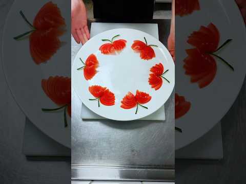 番茄造型切法!简单易学的盘饰!#果蔬造型 #摆盘技巧 #美食制作分享 #蔬菜花样切法