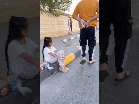 استغل طفله وقام برمي المال امامها لكي تذهب خلفه؟ لن تصدق ماذا فعل معها #محمد_ديمو #comedy #اهميه