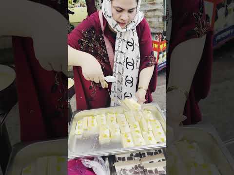 ১৫০ টাকায় আমের পুডিং খেলাম অস্থির মজা।