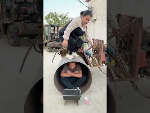Why is this money so hard to pick up?#funny #dailylife#shorts