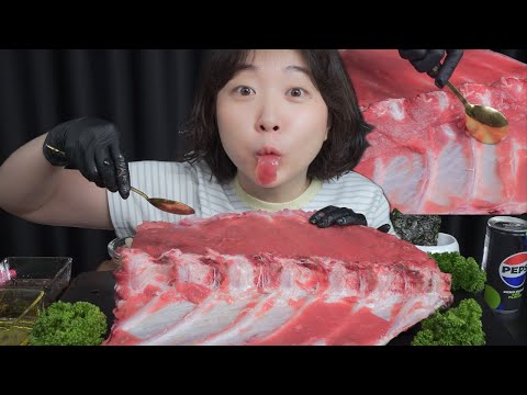 생참치 갈비뼈 파먹기 Mukbang eating show