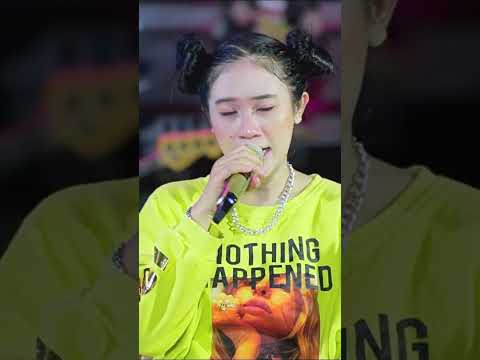 BLACK ROSE - Luka itu memang terlalu berat untukmu (Tipe-X)    #DellaMonica #MawarHitam