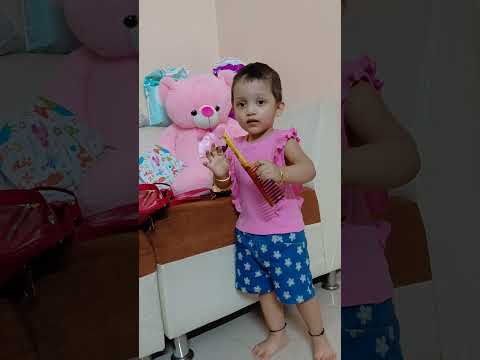 মামমাম আমার bag থেকে কি কি বের করে নিলো? #cute #cutebaby #babygirl#baby#Ayendri