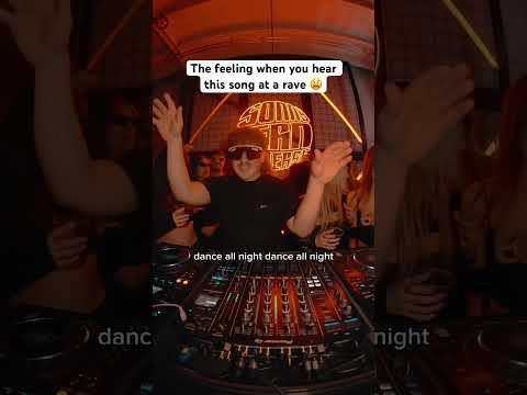 Why can’t I get enough of this drop? 🥹 #rave #techno #dj #edm