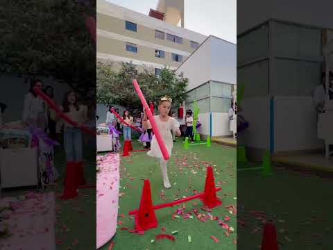Baila y juega con tu amigo Edson de sueña y desea #shortvideos #viral #edsonsueñaydesea #peru #fyp