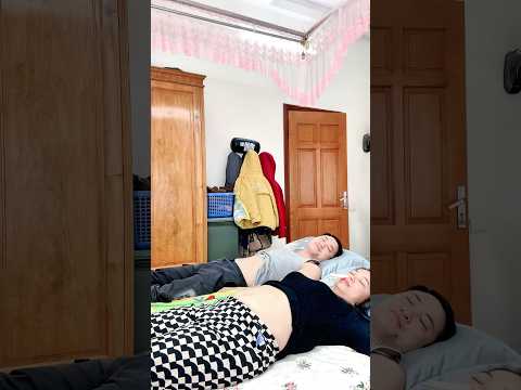 😂 Who Did She Choose?! Mom vs. Dad Reaction!