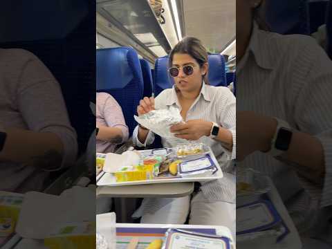 Breakfast on the Vande Bharat 🥐🚄 | Morning Travel Vibes