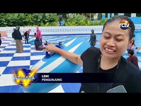 Ribuan Pengunjung Padati Wisata Air