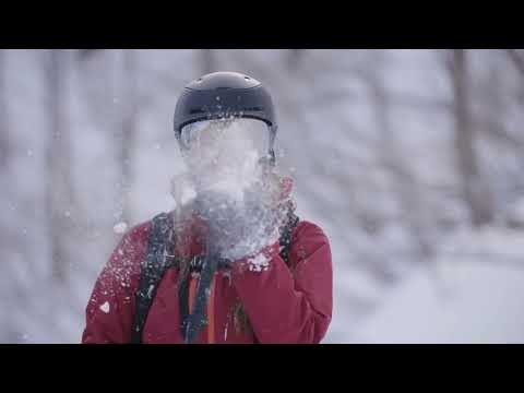 Snowboarding Short Big Mountain Riding