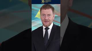 Michael Kretschmer, sächsischer Ministerpräsident, gratuliert zu »30 Jahre HSKD«