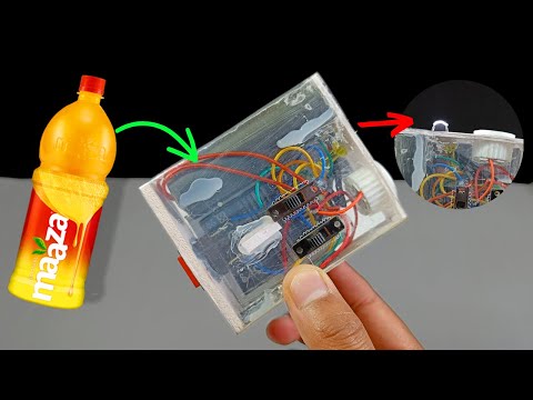 Handyman have been hiding this for years! Make 400KV Generator and Flash Light Using Plastic Bottle