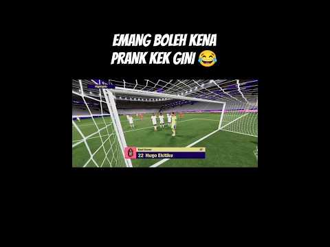 SI KIPER PASRAH LIATIN BOLA MASUK KE GAWANG 🤣 #sepakbola #ngakak #lawak