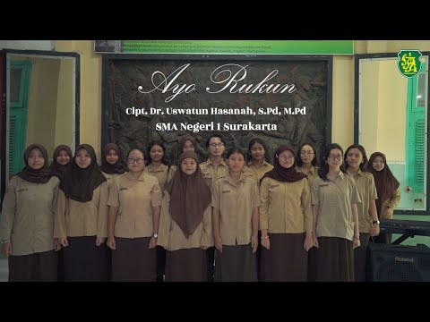 AYO RUKUN Karya USWATUN HASANAH cover by VIVO SMA 
