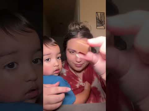 trying dubai chocolate #dubai #dubaichocolate #shorts #mom #momlife #toddlers #food #foodreview