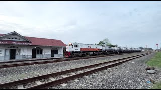 Kereta Senja di Stasiun Batang Kuis