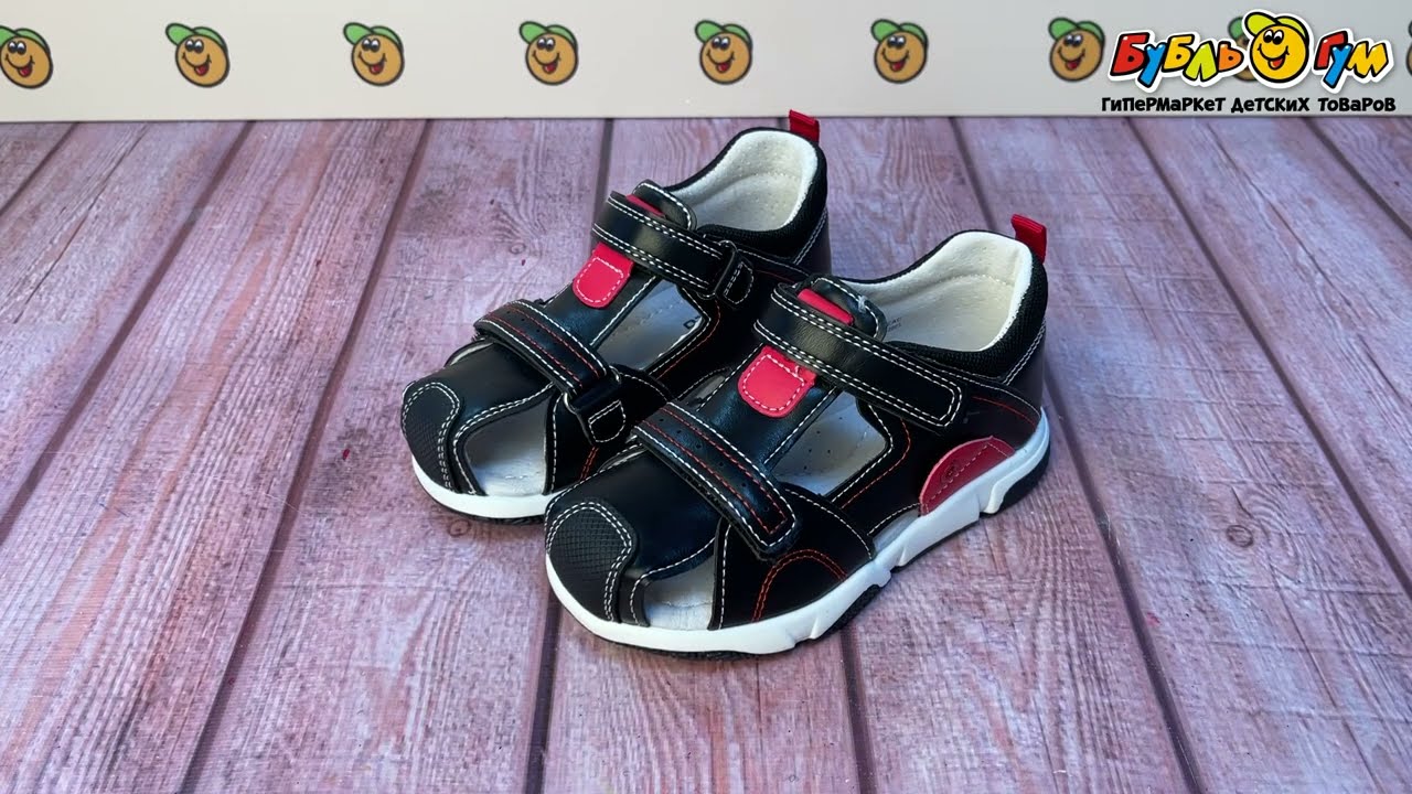 Сандалии Pasito с красными вставками и декором строчка черные - видео Сандалии Pasito с красными вставками и декором строчка черные - видео