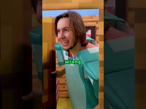 A CREEPER in my Minecraft House?!