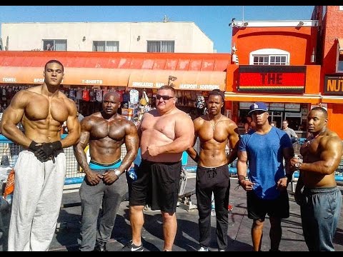 What kind of food I eat +To get Swole + Muscle Beach