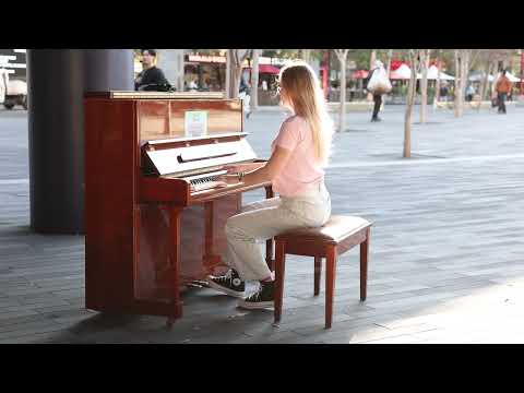 John Legend - All of Me - on outdoor piano