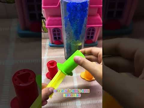 Esse brinquedo faz algo estranho!