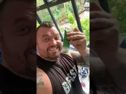 YOUR NEW ARTIST IS HERE! | Eddie Hall