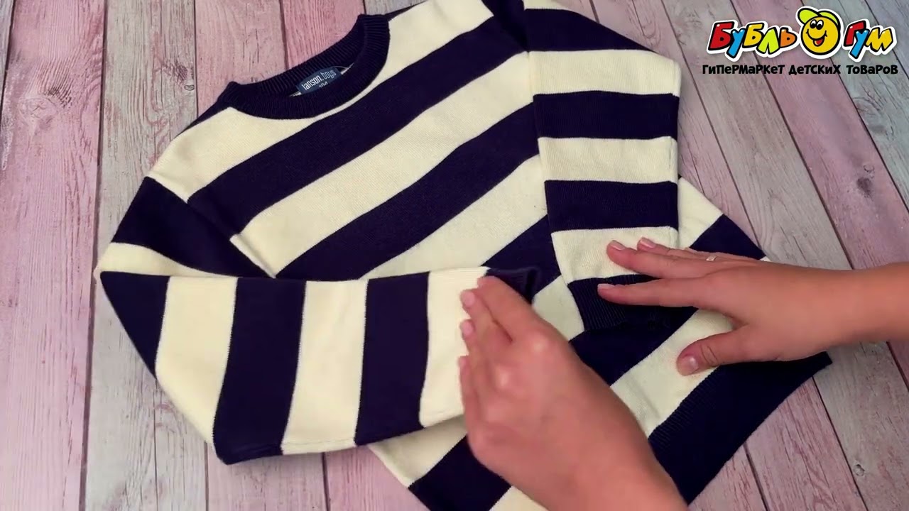Джемпер Lanson Kids классический в широкую полоску бело-синий  - видео Джемпер Lanson Kids классический в широкую полоску бело-синий  - видео