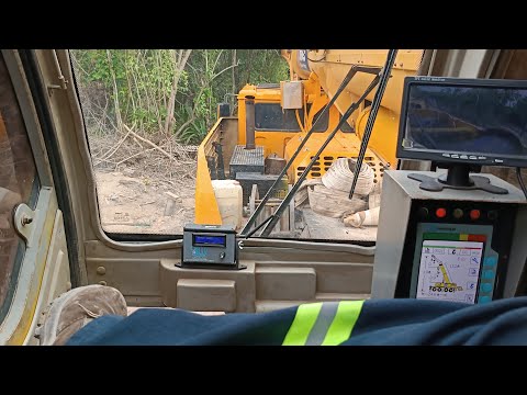 Atolou a máquina no primeiro dia de serviço #operador #atoleiro #terraplanagem