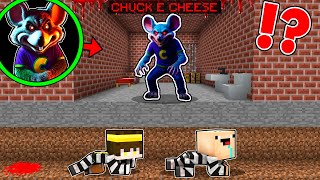 ¡ESCAPA de la PRISION del RATÓN de CHUCK E CHEESE en Minecraft! 😱 | 2 Noobs vs RATÓN MALVADO
