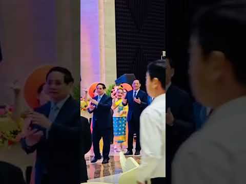 Thủ tướng Phạm Minh Chính : Múa Lào ! #shorts