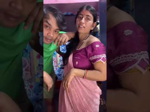 Meri blouse dhili lag rahi hai #viral #viralshort #viralvideo #couple #romantic #minivlog