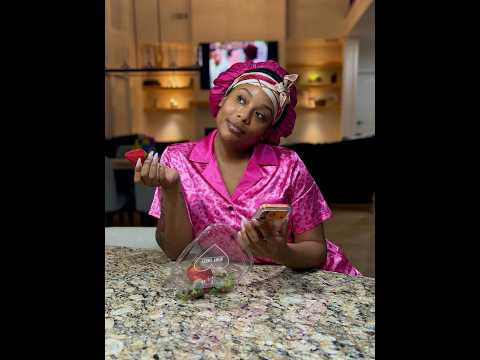 When Gena thanks Honey Pot for working Melissa hard!