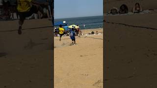 Mi primera ves jugando futbol playa y Casi golazo!