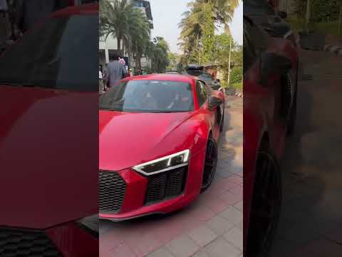 Audi R8 college entry 💥 #cars #shorts #audir8