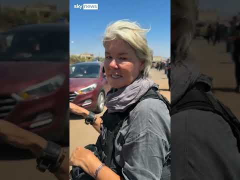 Looters take valuables from conflict in Syria