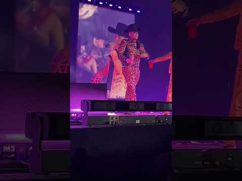 GOLPEAN A EDUIN CAZ EN LA CARA 😰 ESTO FUE LO QUE HIZO DESPUÉS. #noticias #grupofirme #eduincaz